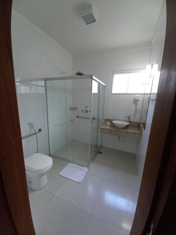 TRIPLO SOLTEIRO LUXO COM FRIGOBAR,1147338481:JPEG